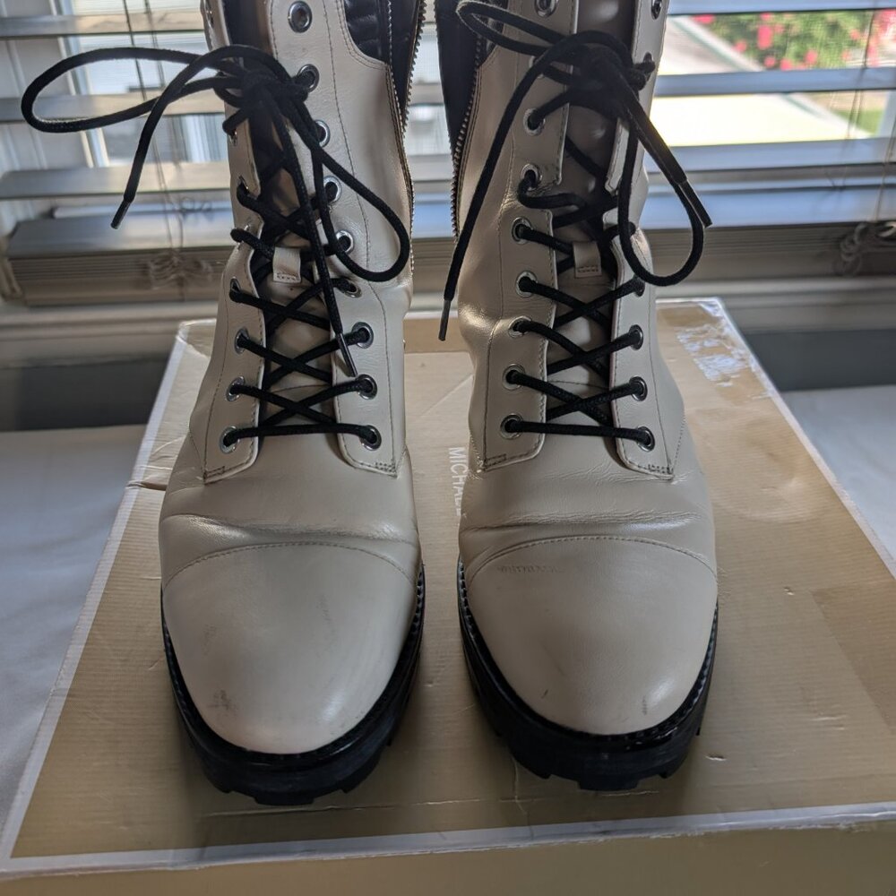 "MICHAEL KORS LITE CREAM SIZE 10 LEATHER BOOTIES"